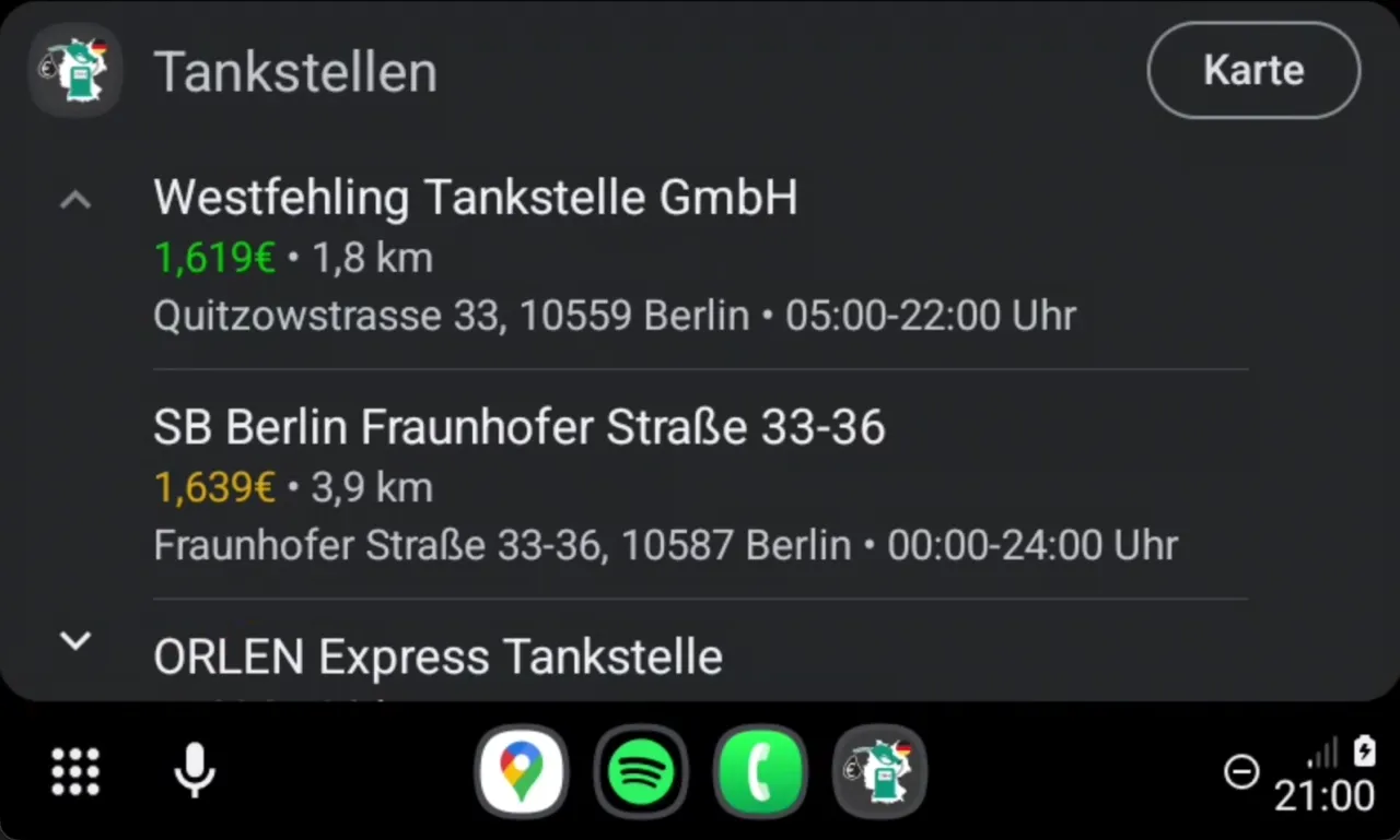 Spritpreise Deutschland on Android Auto listing nearby fuel stations and prices