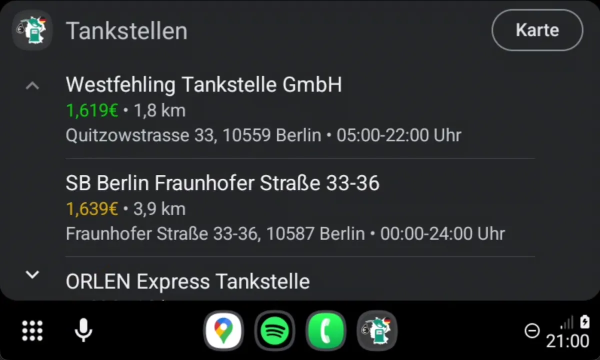 Spritpreise Deutschland on Android Auto listing nearby fuel stations and prices