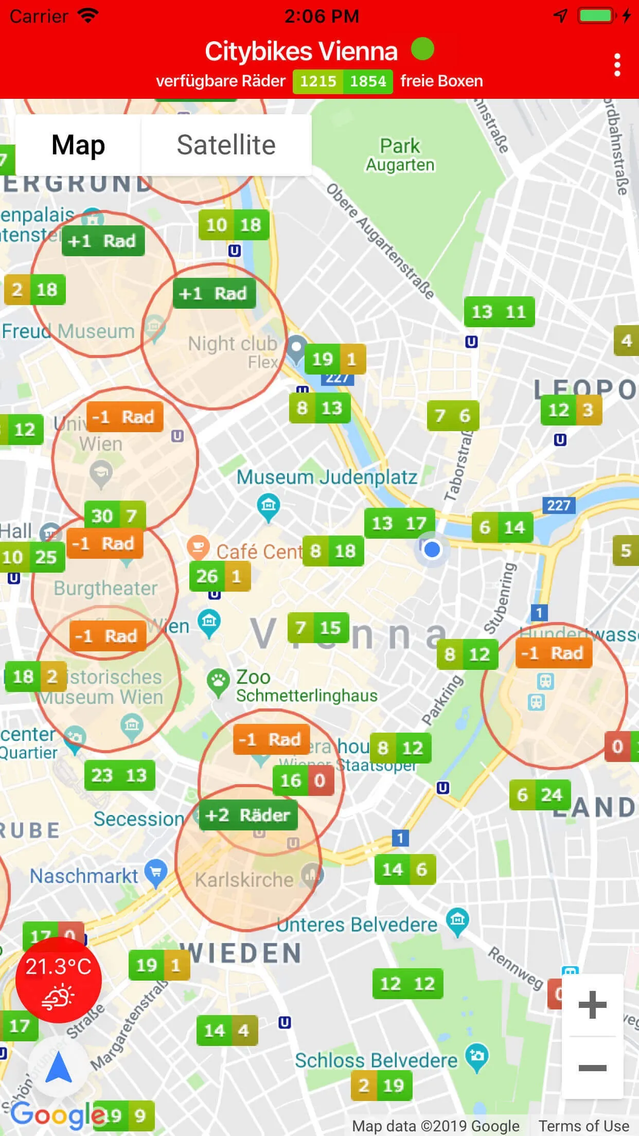 Live availability changes across Vienna stations